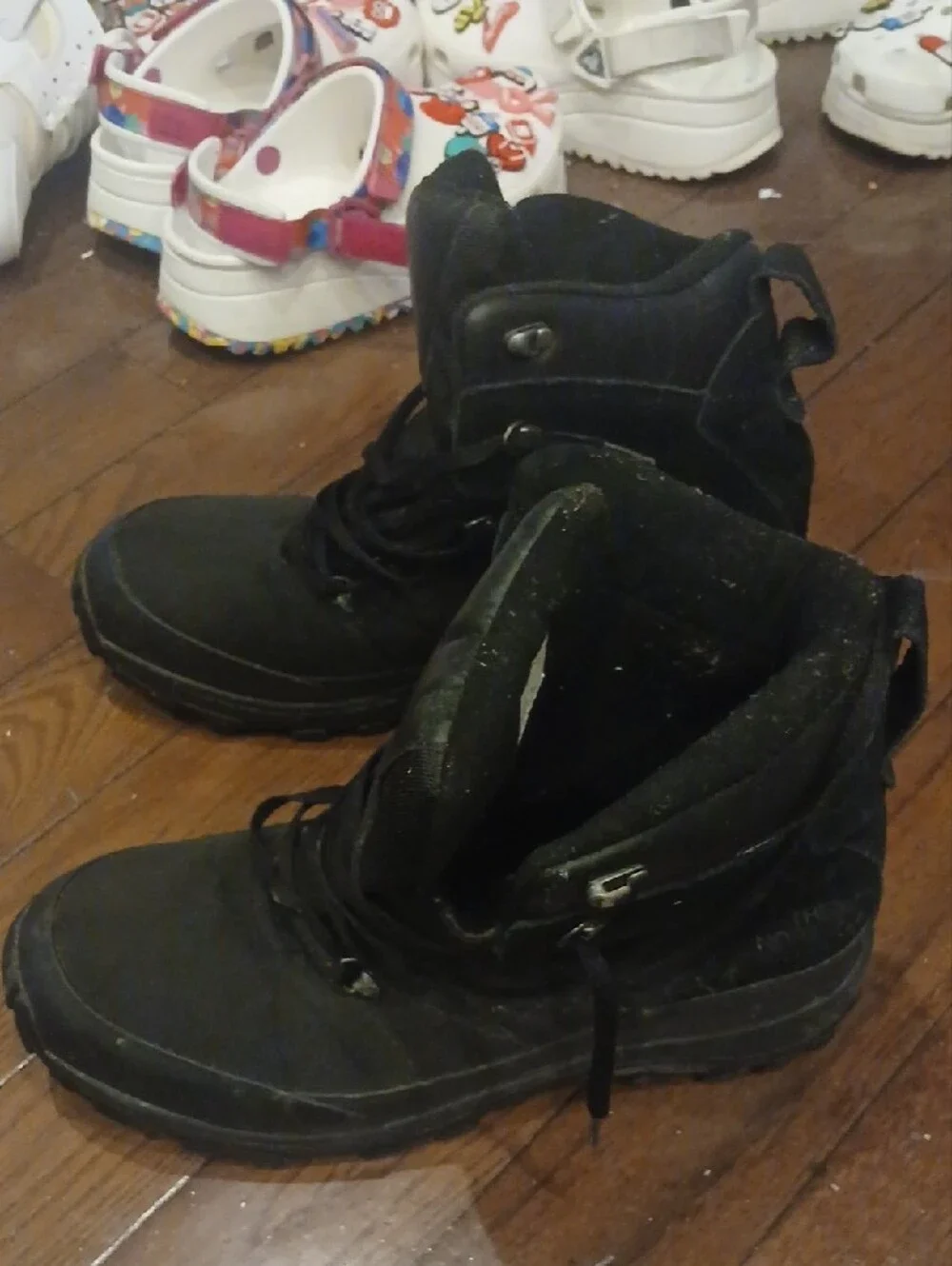 The North Face Men's Black Insulated Lace-Up Winter Boots